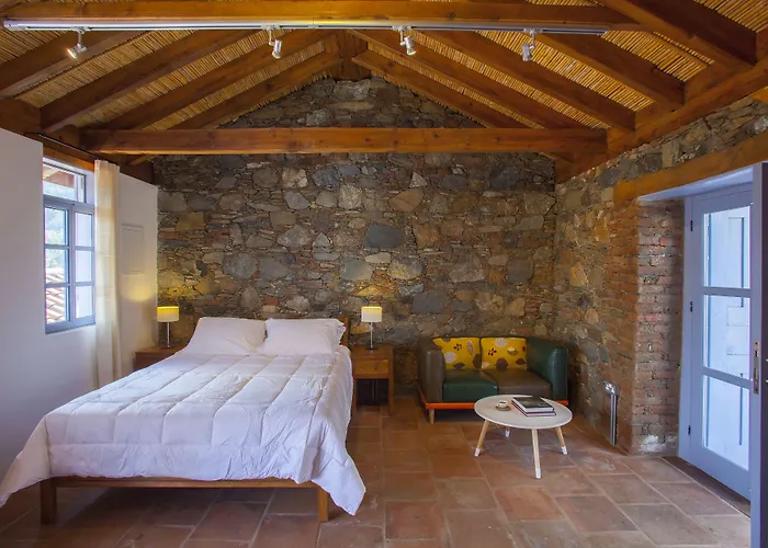 Lyhnos Bed & Breakfast Askas